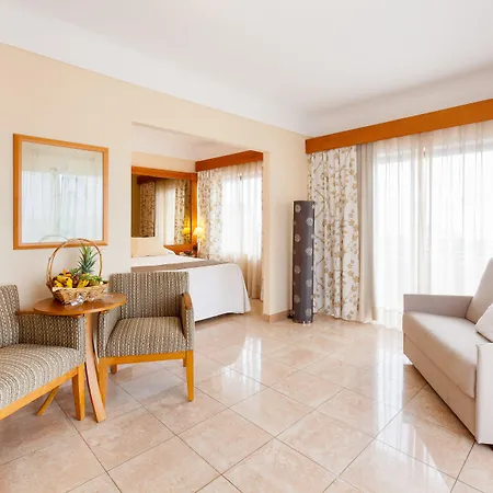 Gf ファニャベ ホテル 4*